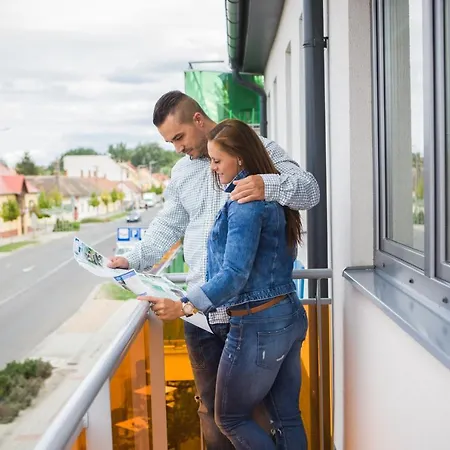 Apartamento Azúr Ház Viola